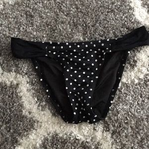VS XS